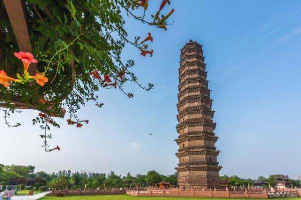 龍亭公園景觀設(shè)計(jì)（龍亭公園景觀設(shè)計(jì)理念）