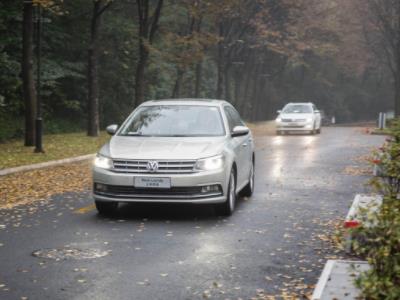 中高級轎車排行榜（中高級轎車排行榜最新）