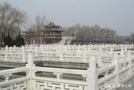 西安芙蓉園人造景觀設計（西安芙蓉園人造景觀設計師是誰）